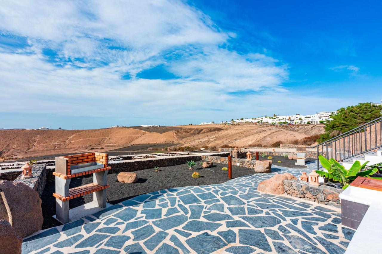 Villa Mandarina Tias Exterior photo
